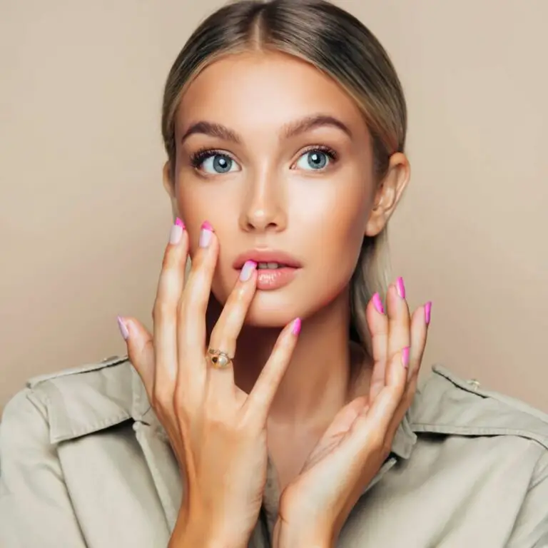 Consejos para lucir una manicura impecable en uñas pequeñas